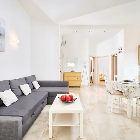 App Fuer Bis Zu 6 Personen- By Interhome * Savudrija